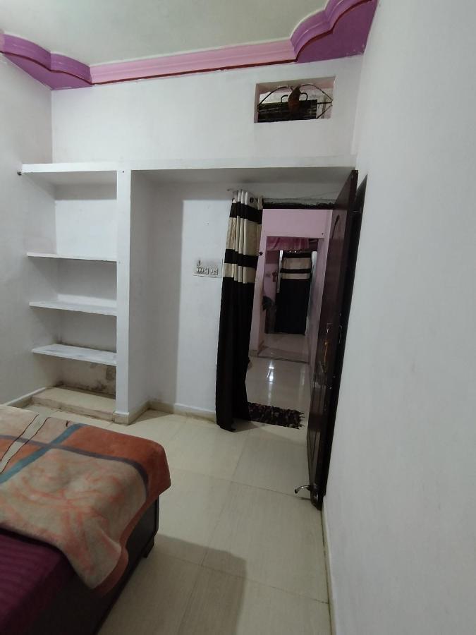 Kalpeshwar Homestay 우자인 외부 사진